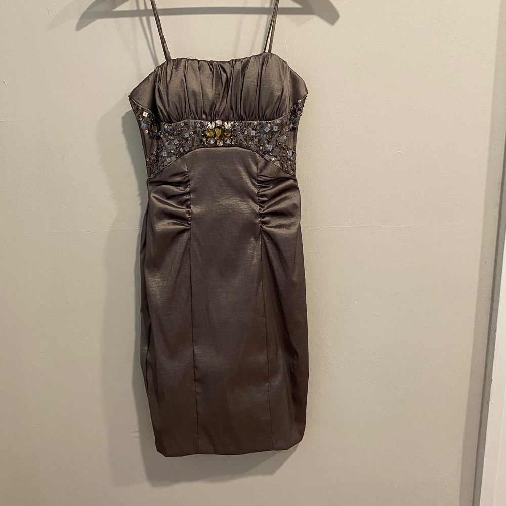 NWT XSCAPE by Joanna Chen Bronze Beaded Strapless Cocktail Party Dress Size 4
